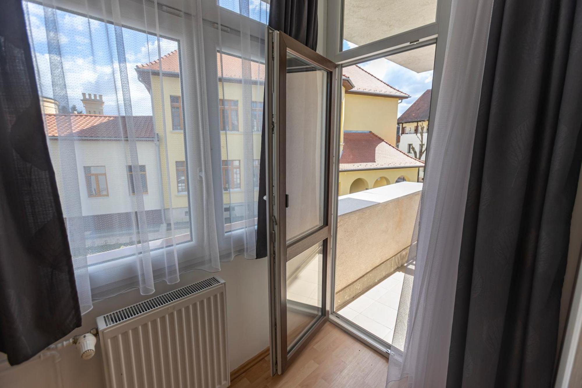 Harangtorony Szallo Kőszeg Zewnętrze zdjęcie